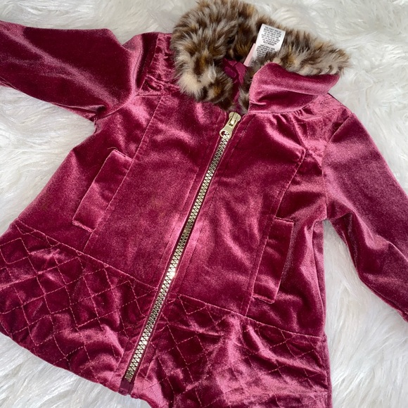 Two piece Little Lass set - Picture 2 of 8